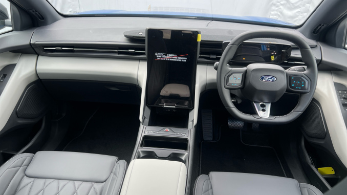 Ford Capri 210kW Premium 79kWh 5dr Auto Electric Estate - Image 10